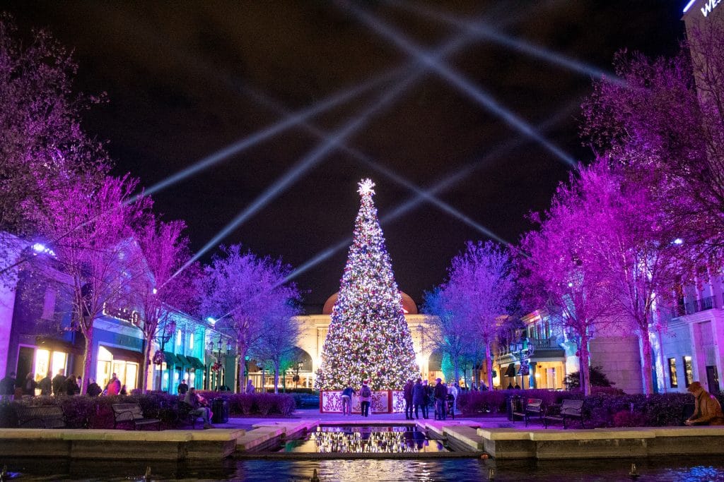 Rockets Lighting Of Christmas Tree 2022 Holiday Light Show | Sponsored By Engel & Völkers Huntsville – Bridge  Street Town Centre